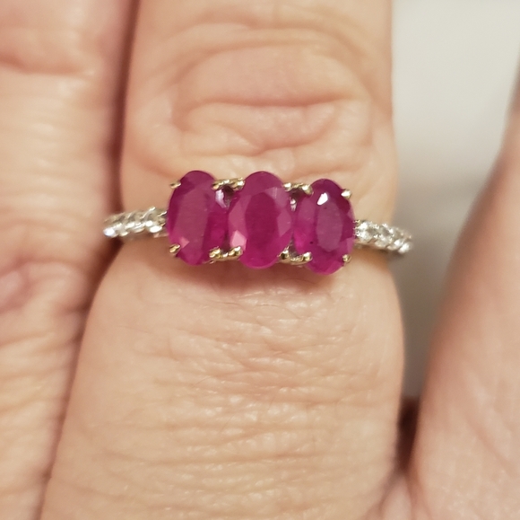 unbranded Jewelry - Three-Stone Pink Ruby Ring with Pavé Band